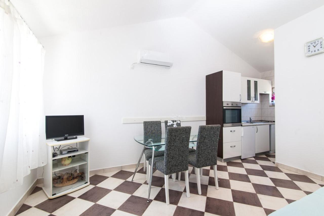 Kuca Ella Villa Vinišće Buitenkant foto